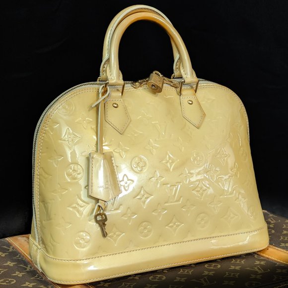 Louis Vuitton Handbags - LOUIS VUITTON Alma PM Monogram Vernis